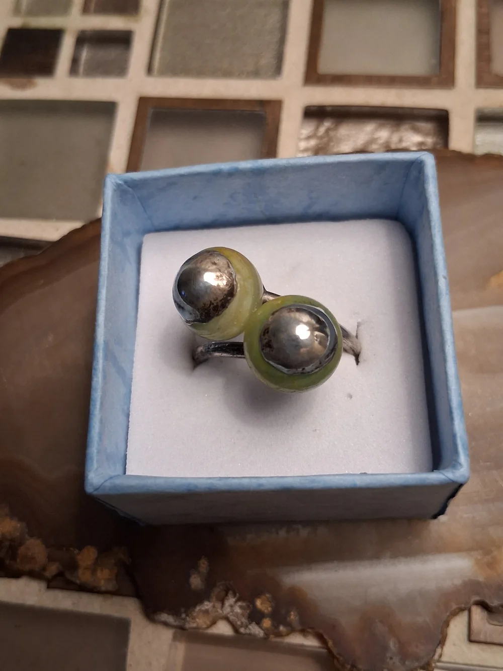 Vintage Silver Ring with Lime Green Glass Accents-Artisan